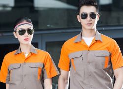 工作服馬甲定做的注意事項  20年定制經(jīng)歷+個(gè)性化定制,提升企業(yè)形象  -風(fēng)華服裝值得您選擇的廠(chǎng)家